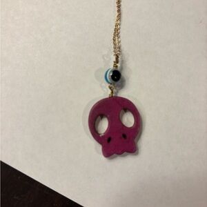 Fun skull necklace